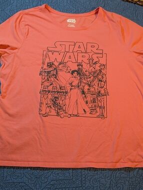 Star Wars Graphic T-Shirt Women’s XL Orange Amazon Essentials Disney Characters